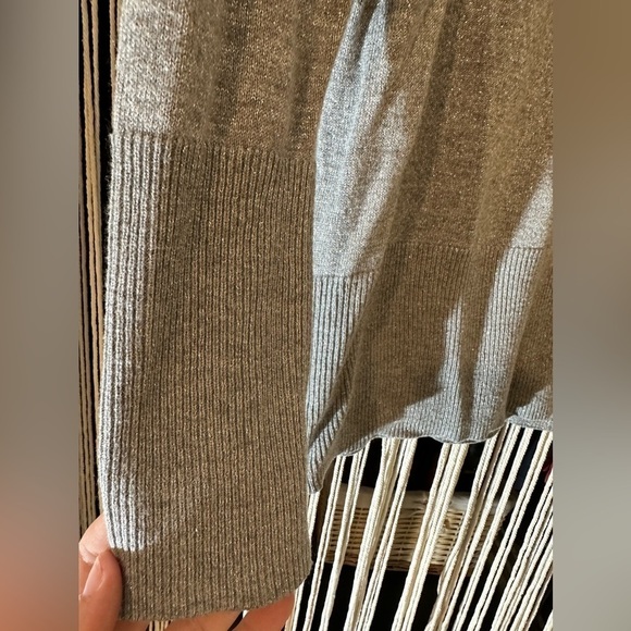 Calvin Klein lightweight sweater. Sparkly silver gray. - Picture 4 of 7